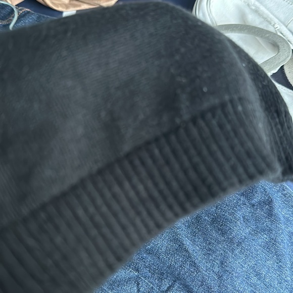 Jones New York crew heart sweater - Picture 6 of 6